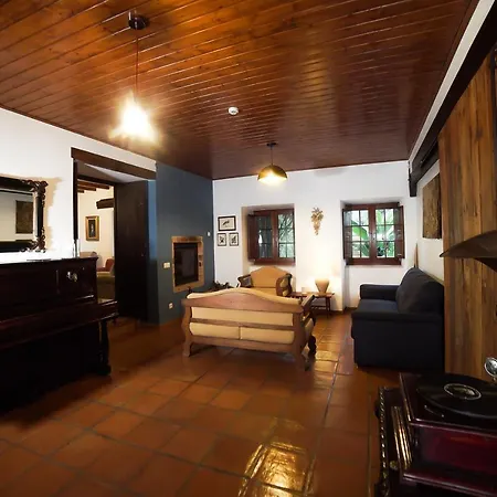 Casas Do Vale Da Rainha 别墅