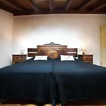 Villa Casas Do Vale Da Rainha