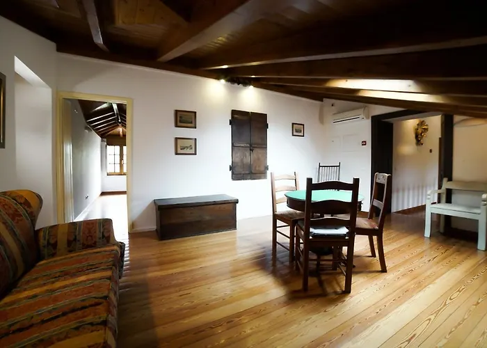 Casas Do Vale Da Rainha *