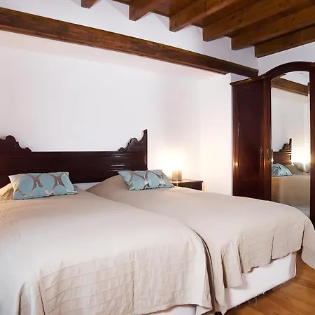 فيلة Casas Do Vale Da Rainha *